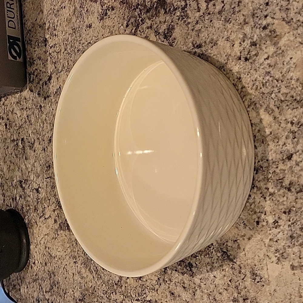 Boots & Bark stoneware pet bowl 6cups (48oz)